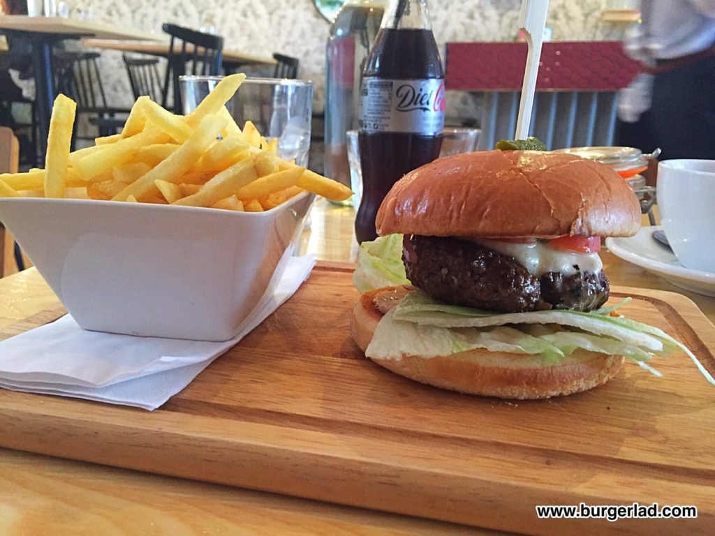 Montagues Blackpool Homemade Beef Burger