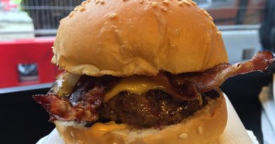 Bleecker Burger Bacon Cheeseburger